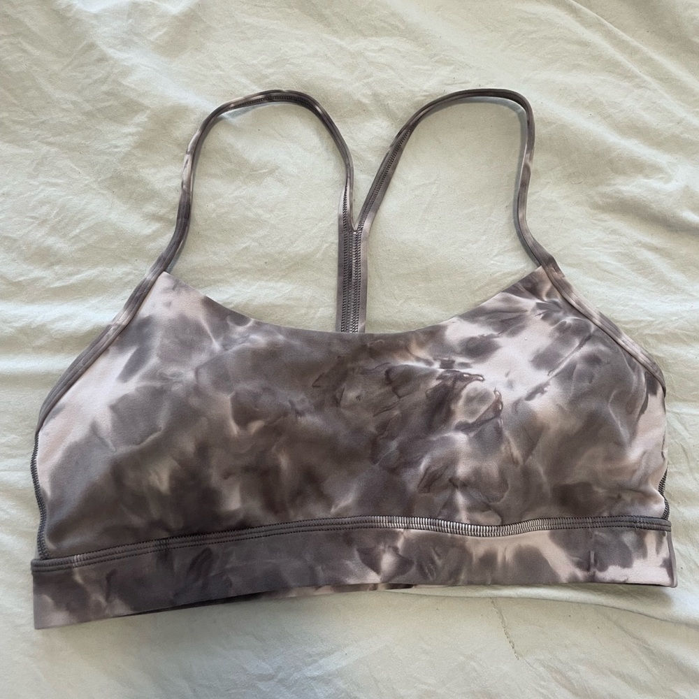 NEVER WORN Lululemon Flow Y Bra